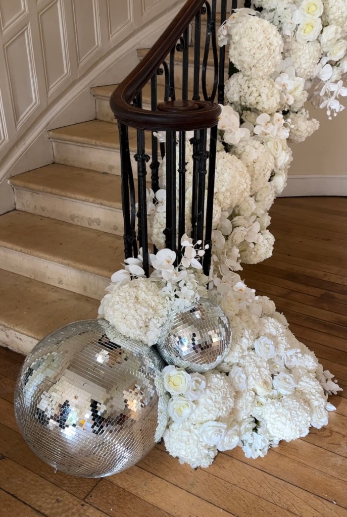 Bristol wedding florist, Wedding flowers Bristol, Bridal bouquets Bristol, Wedding flower arrangements Bristol, Best wedding florists in Bristol, Bristol bridal florist, Flower decorations for weddings Bristol, Wedding flower packages Bristol, Custom wedding flowers Bristol, Bristol wedding flower delivery, Wedding centerpiece flowers Bristol, Wedding ceremony flowers Bristol, Wedding reception flowers Bristol, Flower consultations for weddings Bristol, Sustainable wedding flowers Bristol, Luxury wedding florist Bristol,Budget wedding flowers Bristol, Seasonal wedding flowers Bristol, Bristol florist reviews, Top-rated wedding florists Bristol