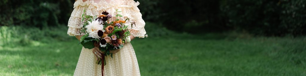 Bristol wedding florist, Wedding flowers Bristol, Bridal bouquets Bristol, Wedding flower arrangements Bristol, Best wedding florists in Bristol, Bristol bridal florist, Flower decorations for weddings Bristol, Wedding flower packages Bristol, Custom wedding flowers Bristol, Bristol wedding flower delivery, Wedding centerpiece flowers Bristol, Wedding ceremony flowers Bristol, Wedding reception flowers Bristol, Flower consultations for weddings Bristol, Sustainable wedding flowers Bristol, Luxury wedding florist Bristol,Budget wedding flowers Bristol, Seasonal wedding flowers Bristol, Bristol florist reviews, Top-rated wedding florists Bristol, alternative wedding flowers, alternative wedding florist, alternative wedding florist south west, alternative wedding florist Bristol, alternatieve wedding florist bath, alternative wedding florist Cotswolds