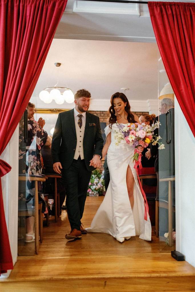 BRIGHT SPRING WEDDING FLOWERS, THE SQUARE CLUB BRISTOL